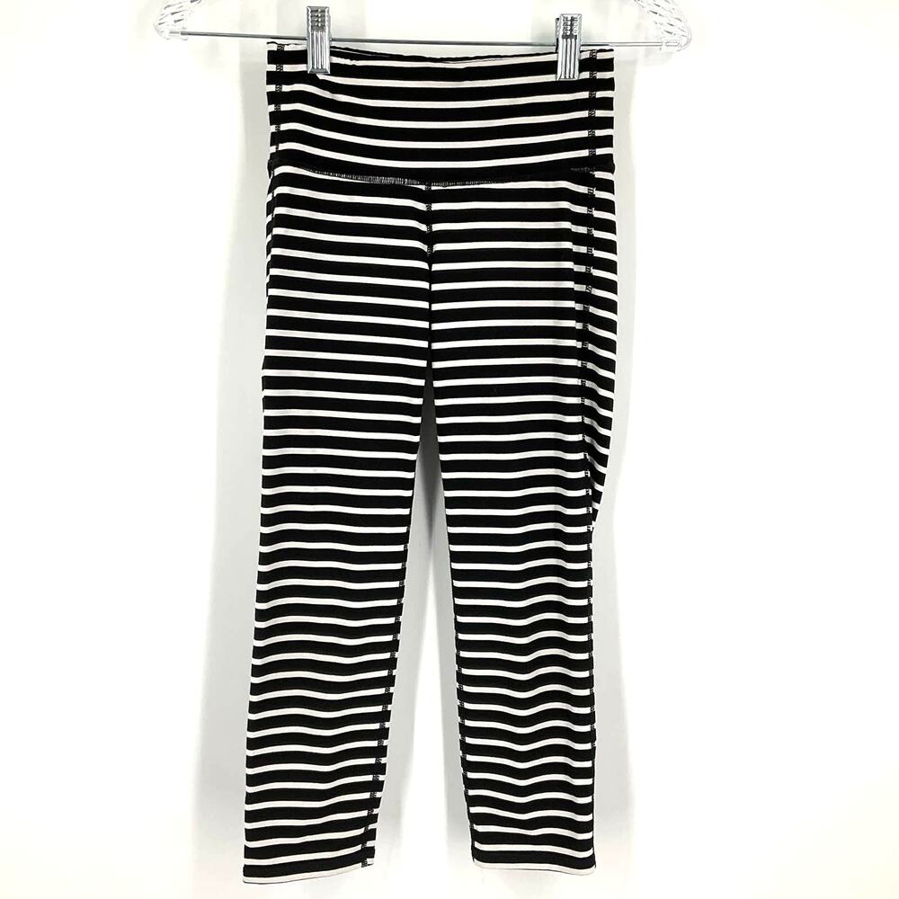 Athleta Black and White Crop Leggings Size‎ XXS